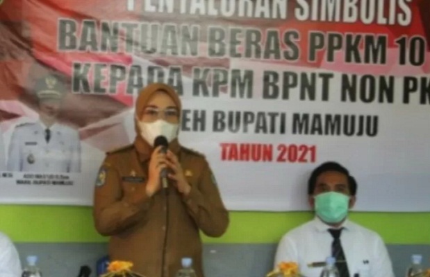 Bupati Mamuju Sutinah Suhardi.